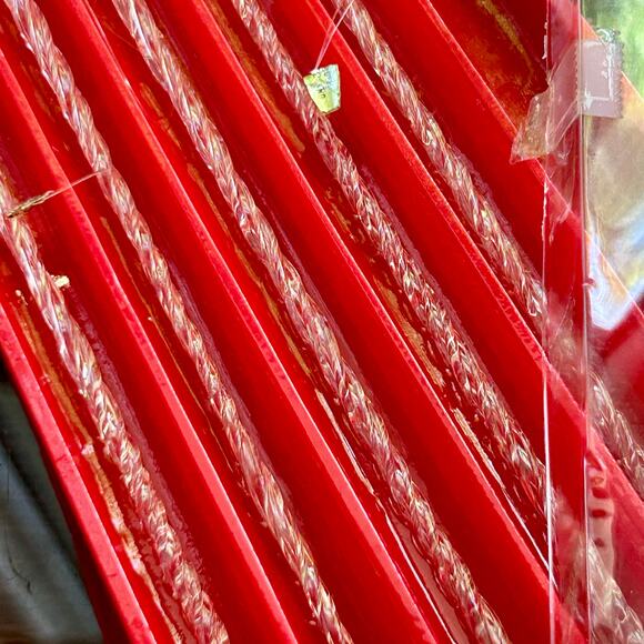 Silvestri Vintage Glass Icicle Ornaments – Set of 5 Twisted Clear Icicles - Picture 14 of 15